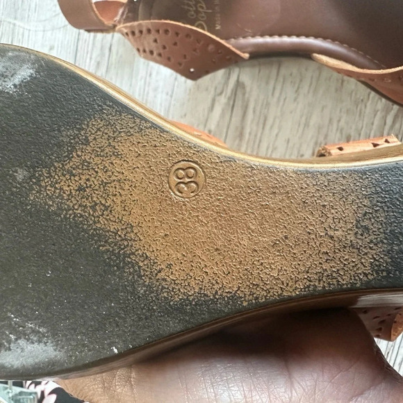 Sotto Sopra Brown Leather Perferated Wedges Open Toe Sandals Ankle buckle 7.5-8 - Picture 9 of 9